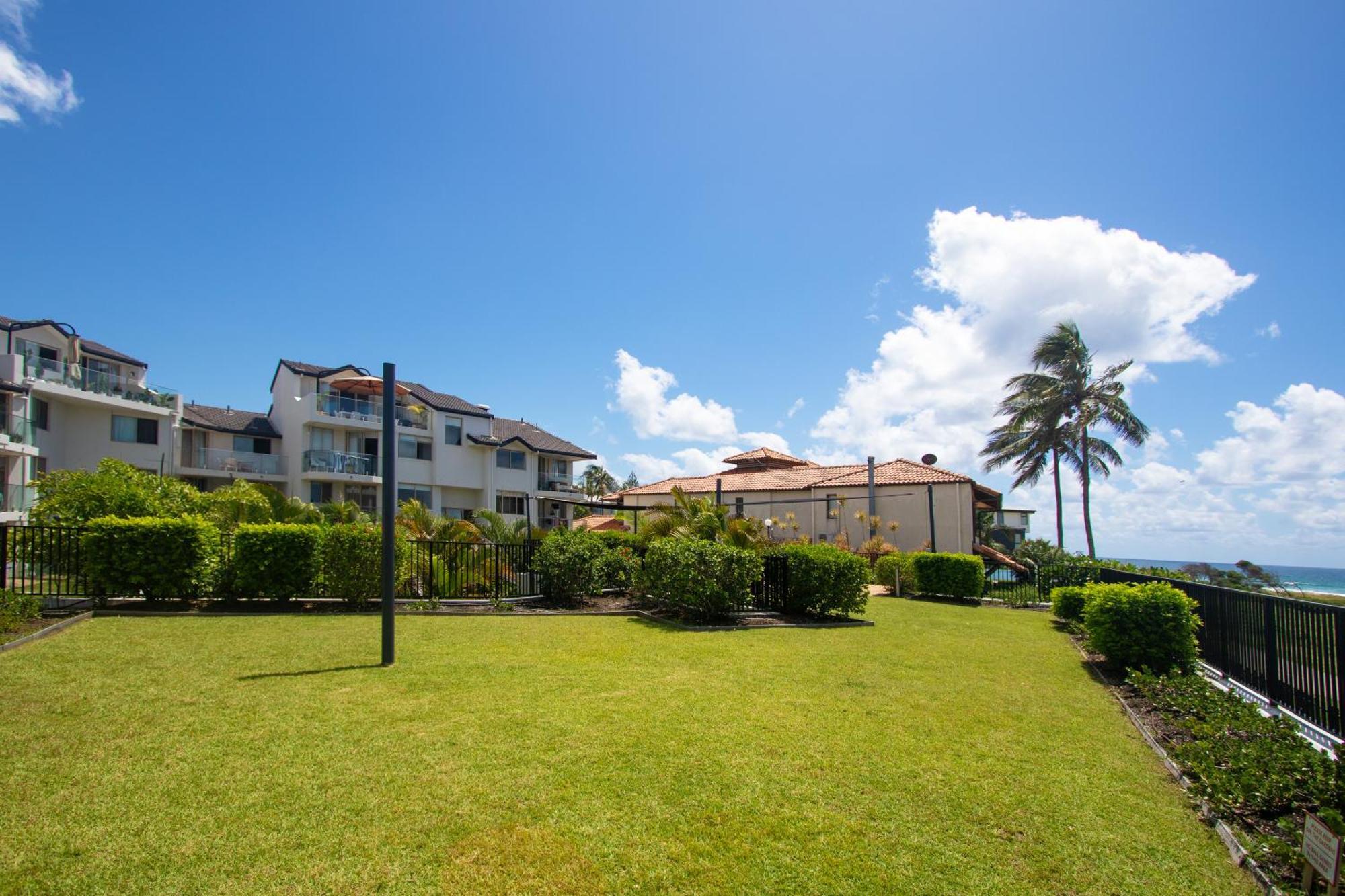 Sandcastles On Currumbin Beachfront, Gold Coast Exterior foto
